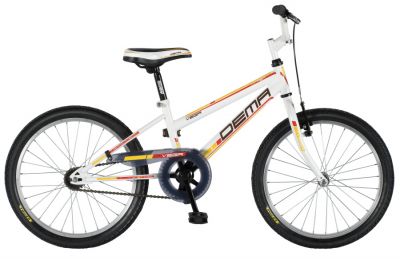 Dema Vega 20 girl